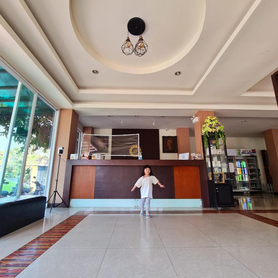 אודון תאני Le' Luxe Residence מראה חיצוני תמונה